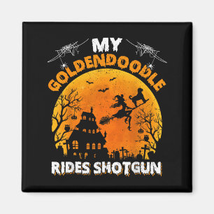 Goldendoodle fährt Shot Goldendoodle Hund Hallowee Magnet