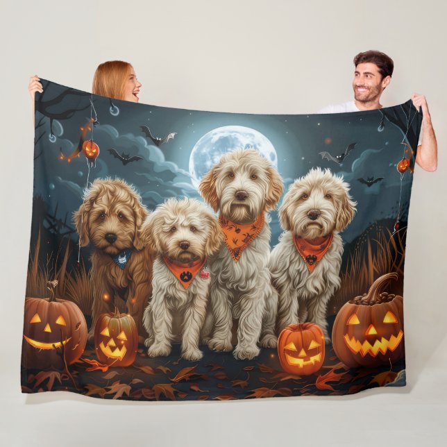 Goldendoodle Halloween Spooky Fleecedecke (Beispiel)