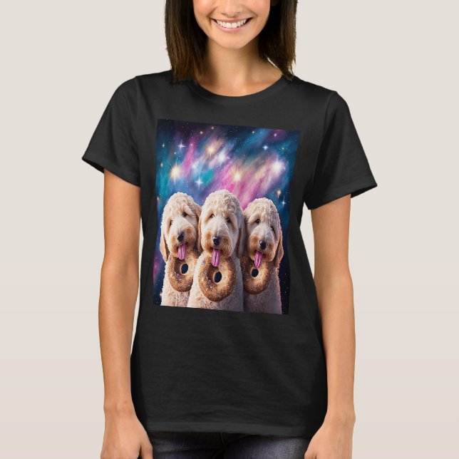 Goldendoodle im Weltraum mit Donuts Niedliche Dood T-Shirt (Vorderseite)