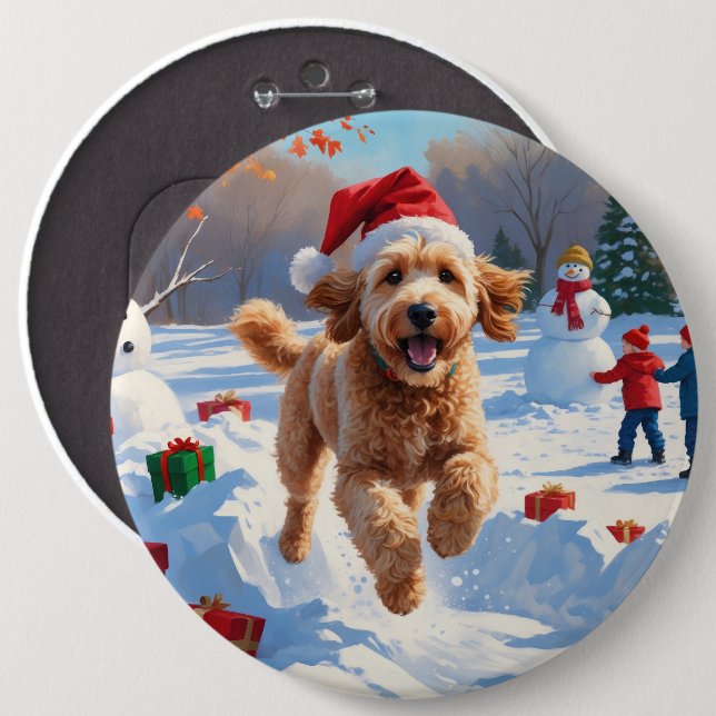 Goldendoodle läuft im Schnee mit Weihnachtshut Button (Vorne & Hinten)
