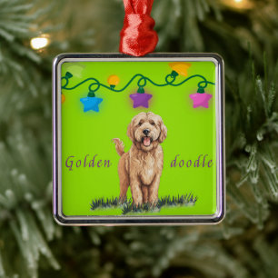 Goldendoodle Ornament on Green Aus Metall