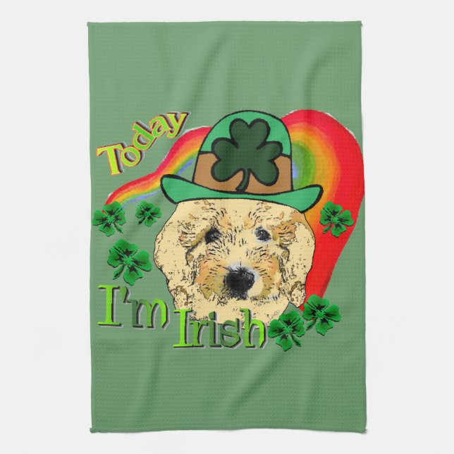 Goldendoodle St Patricks Day Handtuch (Vertikal)