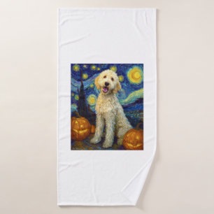 Goldendoodle Süßer Hund Halloween Jack O Lantern K Badehandtuch