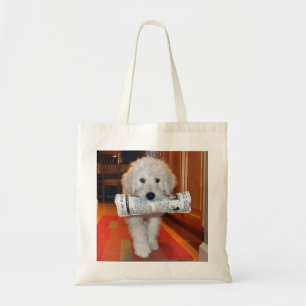 Goldendoodle tragende Zeitungs-Spielzeug-Tasche Tragetasche