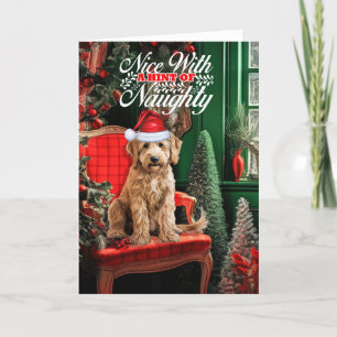 Goldendoodle Weihnachtshund Naughty Nice Feiertagskarte