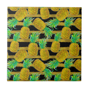 Goldene Ananas auf Streifen Fliese