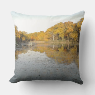 Goldene Bäume und Teich-Jumbo Außenpolster Kissen Für Draußen