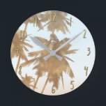 Goldene Bronzepalmen-Strand Ombre Palmen schick Runde Wanduhr<br><div class="desc">kundenspezifische Uhr</div>