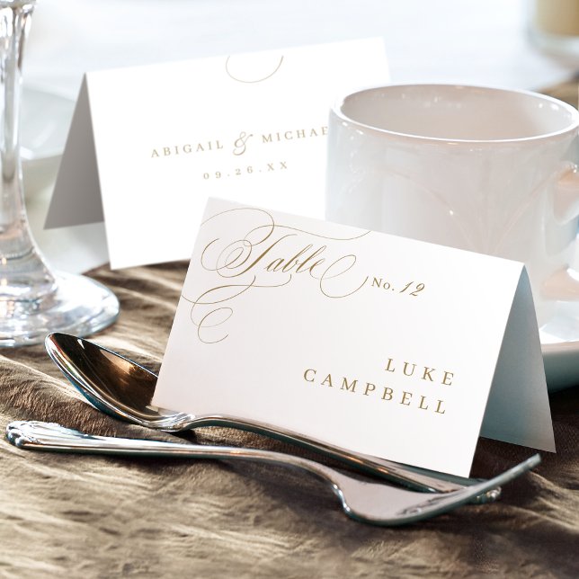 Goldene elegante Kalligraphie Vintage Platzkarte Tischnummer (Gold elegant classy calligraphy vintage Place Card)