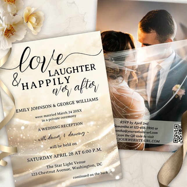 Goldene Elope glücklich immer nach Hochzeit Einladung (A boho chic happily ever after wedding invitation showing a gold design with festive sparkling light)