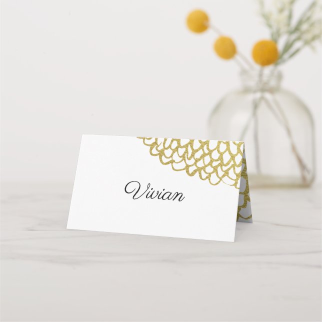 Goldene handgezeichnet Petal-Pattern-Hochzeit Platzkarte (Vorderseite)