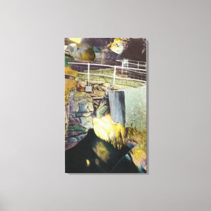 Goldene Kaskade und Aussicht auf die natürliche Br Leinwanddruck