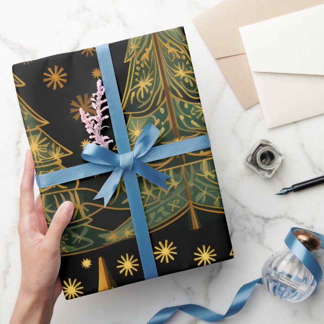 Goldene Kiefern auf Mitternachts-Geschenkpapier Geschenkpapier (Schenken)