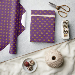 Goldene Kronen auf königlichem Purpur Geschenkpapier