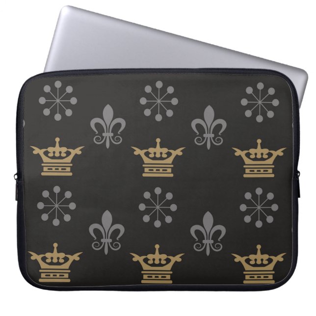 Goldene Kronen auf schwarzem Hintergrund, nahtlose Laptopschutzhülle (Vorderseite)