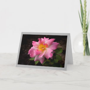 Goldene Mitte der vibrierenden rosa Rose Karte