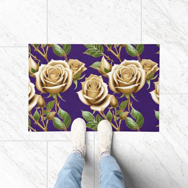 Goldene Rosen mit üppigen grünen Blättern Fußmatte (Indoor)