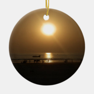 Goldene Sommer-Sonnenuntergangsreflexion am Strand Keramikornament