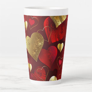 Goldene und rote Valentine Milchtasse