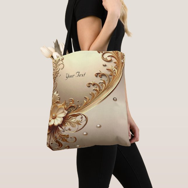Goldene Verzierte Blumen-Tasche (Von Nahem)