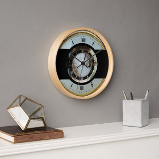 goldene weiße und schwarze moderne Uhr