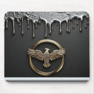 Goldener Adler-Emblem mit ausgebreiteten Flügeln Mousepad