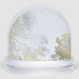 Goldener Breitblattglanz Schneekugeln