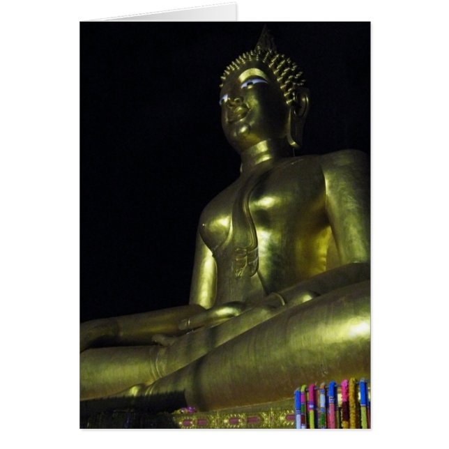 Goldener Buddha bei der Nachtkarte (Vorne)