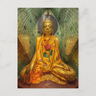 Goldener Buddha im Tempel Postkarte