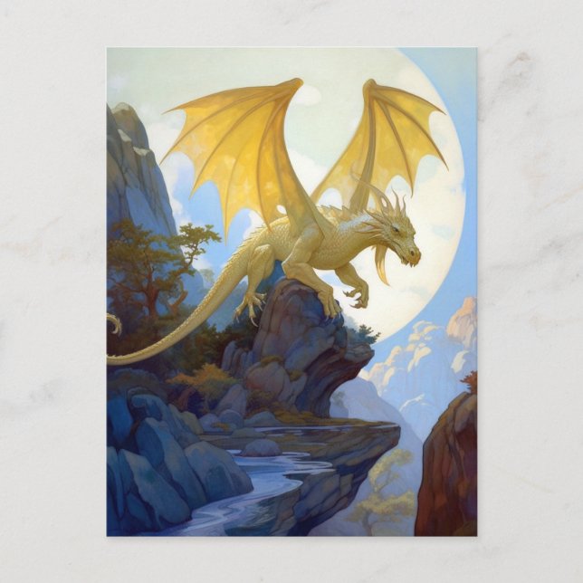 Goldener Drache auf einer Klippe Postkarte (Vorderseite)