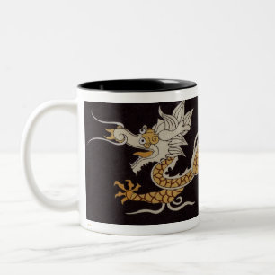 Goldener Drache der buddhistischen Tasse