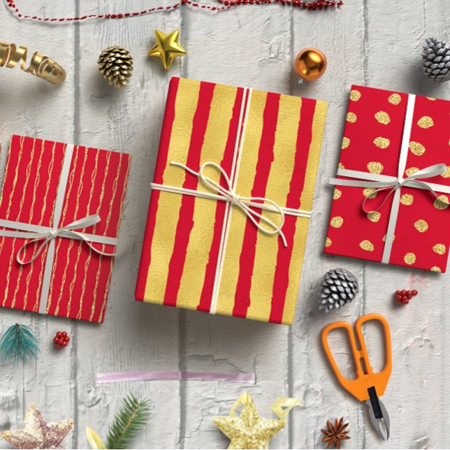 Goldener Glitzer auf dem Set von 3 Weihnachten Geschenkpapier Set (Golden glitter on red Christmas set of 3 Wrapping Paper Sheet)