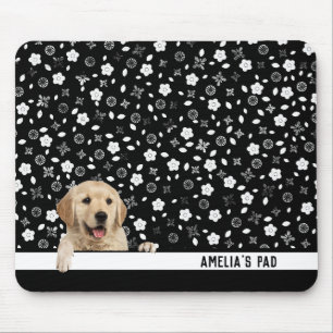 Goldener Retriever auf Blumendruck Mousepad