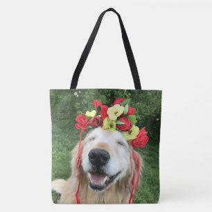Goldener Retriever-Hund mit Blumen-Krone