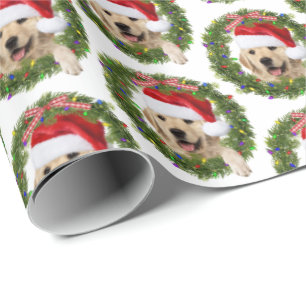 Goldener Retriever in Weihnachtskranz und Lichtern Geschenkpapier