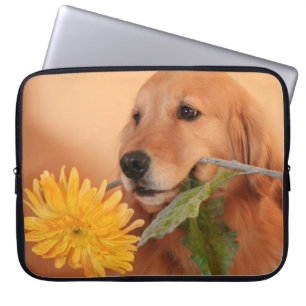 Goldener Retriever mit Blumen-Laptop-Sieb Laptopschutzhülle