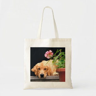Goldener Retriever mit Blumen-Taschen-Tasche Tragetasche