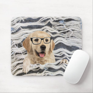Goldener Retriever mit Brille Mousepad