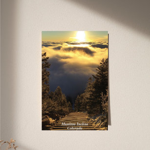 Goldener Sonnenaufgang über den Wolken Poster