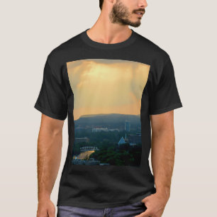 Goldener Sonnenuntergang T-Shirt