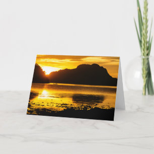 Goldener Sonnenuntergang über der Bucht Karte