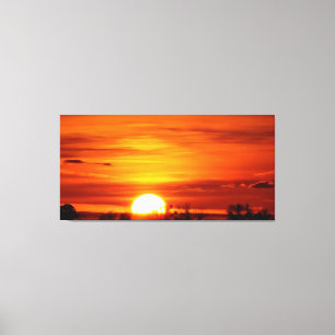 Goldener Sonnenuntergang über der Landschaft Leinwanddruck
