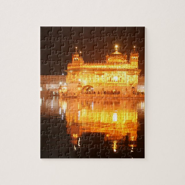 Goldener Tempel Amritsar Nordindien nachts Puzzle (Vertikal)