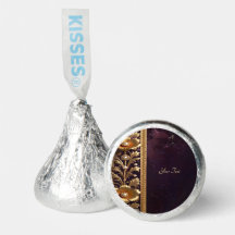 Goldenes Blumenornament mit Perlen Hershey's Kisse