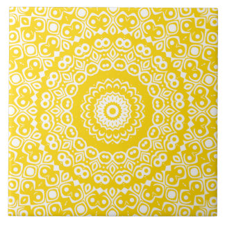 Goldenes gelbes Mandala-Muster Fliese