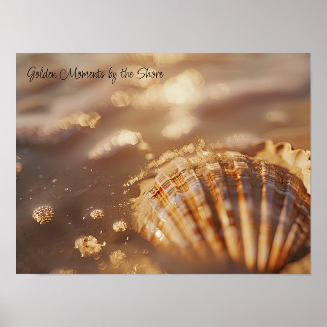 Goldenes Glühen: Seashell in Sonnenlicht Foam Poster (Vorne)
