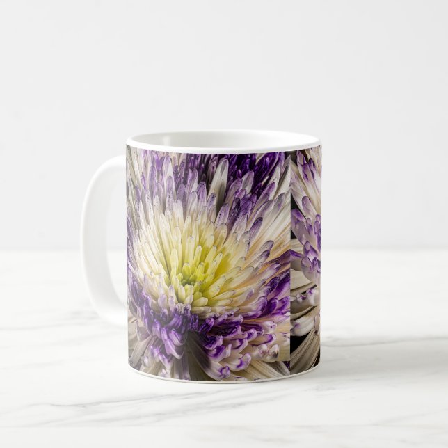 Goldenes Herz, violette Krone Kaffeetasse (Vorderseite Links)