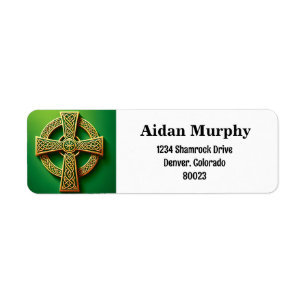 Goldenes Keltenkreuz auf grüner Rücksendeadresse