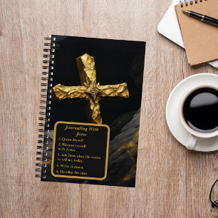 Goldenes Kreuz auf schwarzem christlichen Journal Notizbuch