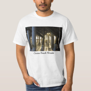 Goldenes Licht durch den T - Shirt